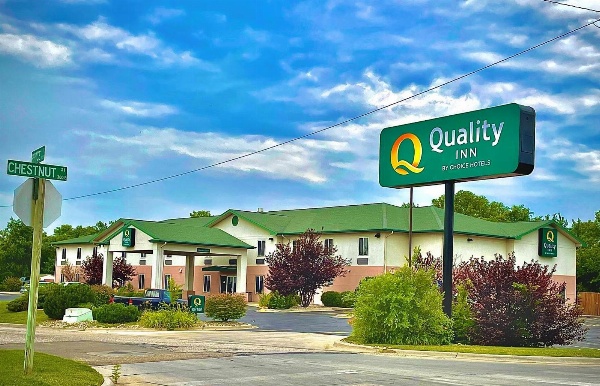 Quality Inn Junction City near Fort Riley image 1