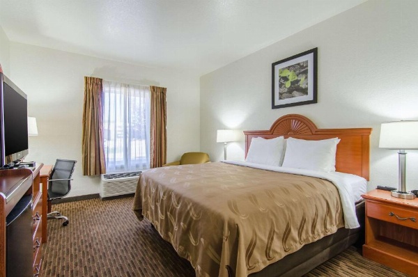 Quality Inn Junction City near Fort Riley image 15